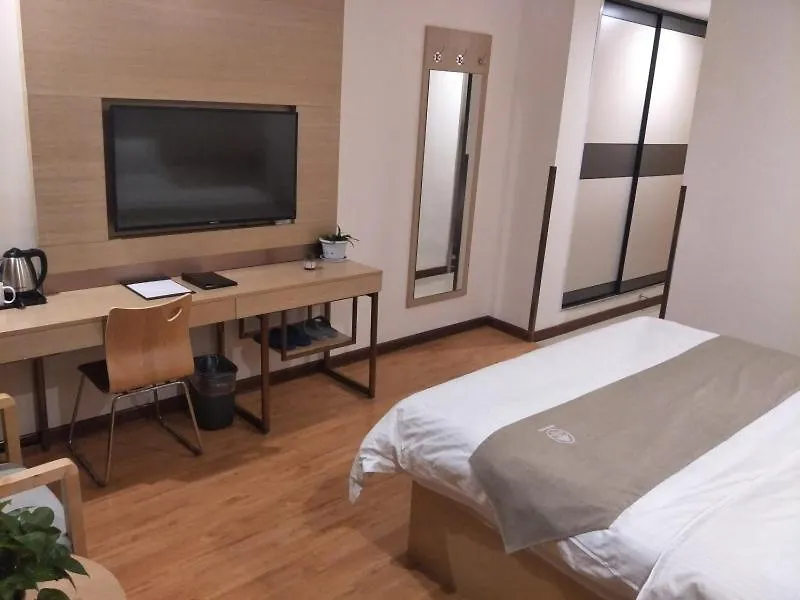 Greentree Inn Henan Shangqiu Liangyuan District Railway Station Express Hotel China