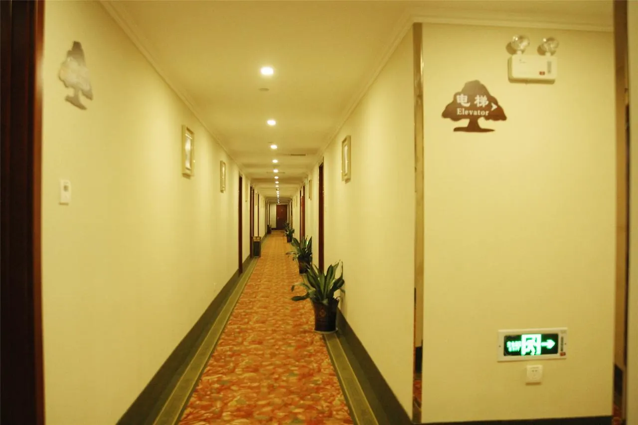Greentree Inn Henan Shangqiu Liangyuan District Railway Station Express Hotel