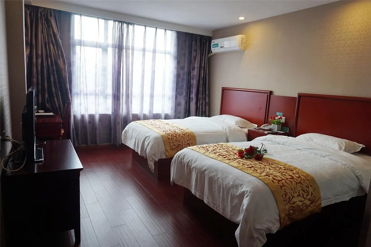 Greentree Inn Henan Shangqiu Liangyuan District Railway Station Express Hotel 3*,  China